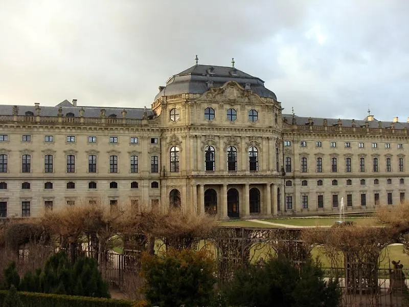 Cosy & Historic Ambience Apartment Markt Nordheim